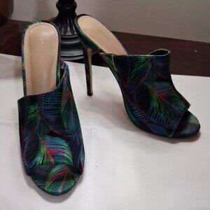 Shoe Dazzle Vibrant Multicolor Heels